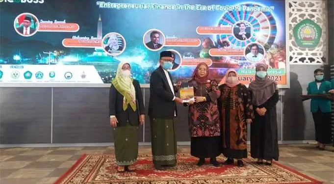 3rd ICEBUSS FEB UNISMA Kupas Hasil Riset Untuk Solusi Perekonomian di Masa Pandemi - 3rd ICEBUSS FEB UNISMA Kupas Hasil Riset Untuk Solusi Perekonomian di Masa Pandemi