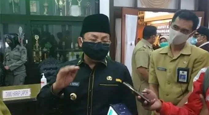 Sutiaji Anggap Hak Asasi Bagi Penolak Vaksinasi di Kota Malang - Sutiaji Anggap Hak Asasi Bagi Penolak Vaksinasi di Kota Malang