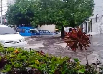 Diguyur Hujan 12 Kawasan di Kota Malang Alami Banjir Parah - Diguyur Hujan, 12 Kawasan di Kota Malang Alami Banjir Parah