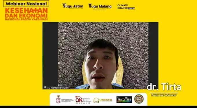 dr Tirta Mandira Hudhi