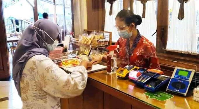 Pengusaha Kafe dan Resto Keluhkan PPKM Kota Malang Nihil Sosialisasi - Pengusaha Kafe dan Resto Keluhkan PPKM Kota Malang Nihil Sosialisasi