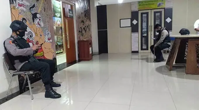 KPK Juga Geledah Dinas PUPR Kota Batu - KPK Juga Geledah Dinas PUPR Kota Batu
