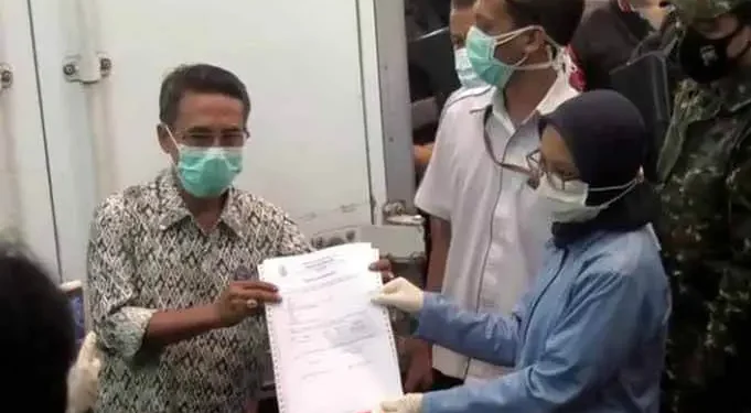 Dewanti Rumpoko dan 9 Forkopimda Vaksinasi 28 Januari 2021 - Dewanti Rumpoko dan 9 Forkopimda Vaksinasi 28 Januari 2021