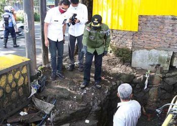Wali Kota Malang, Sutiaji, melakukan sidak lokasi yang jadi langganan banjir.