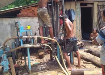 Warga Desa ini Malah Kesulitan Air Bersih di Musim Penghujan - Ironis, Warga Desa ini Malah Kesulitan Air Bersih di Musim Penghujan