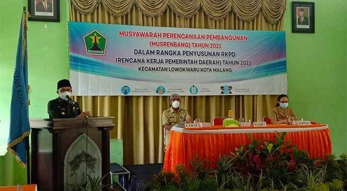 Wali Kota Malang Sutiaji saat memberikan paparan di Musrembang Tingkat Kecamatan dalam Rangka Penyusunan RKPD tahun 2020 di Kecamatan Lowokwaru /Feni