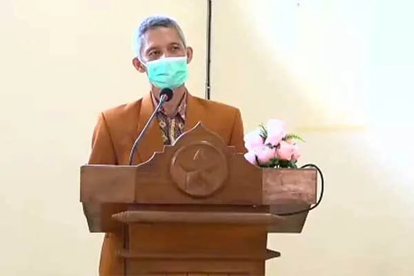 Dekan FEB Unikama, Drs. Sulistyo, M.Ak