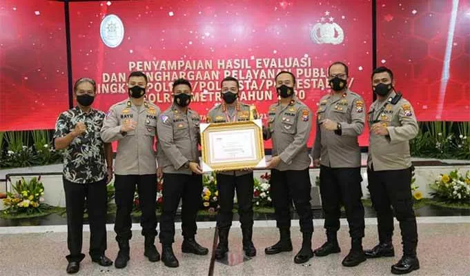 Kapolresta Malang kota dan jajarannya.