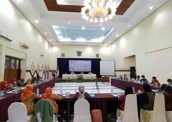 Averroes menggagas Program Gender Equality Academy (GEA) melibatkan 35 peserta pegiat isu-isu gender di Malang Raya.(foto:azmy).