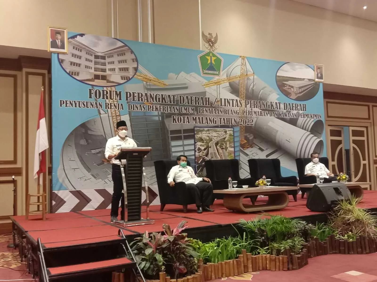 Wali Kota Malang, Sutiaji, memberikan pandangan arah pembangunan Kota Malang tahun 2022.
