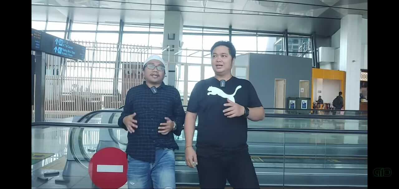 Gus Idris dan Juru Bicaranya, Ian Firdaus, saat akan berangkat ke Medan. Foto: Tangkapan layar video di akun YouTube Gus Idris Official