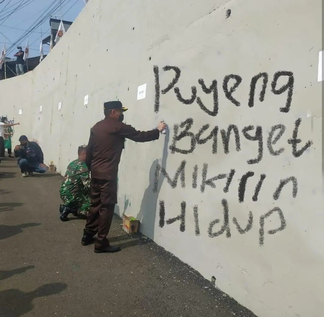 meme - Jadi Bahan Meme, Kajari Malang Bakal Layangkan Somasi