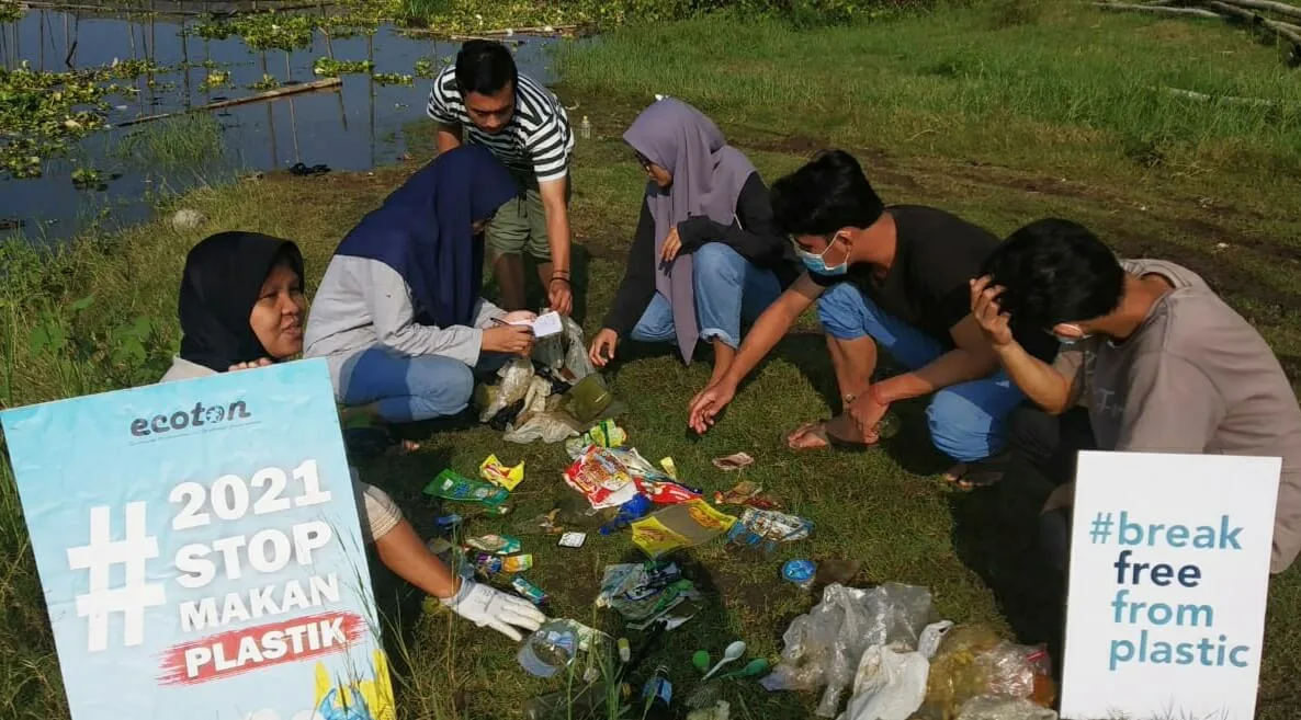 Pegiat Lingkungan Sebut Waduk Karangkates Dicemari Beragam Sampah Plastik