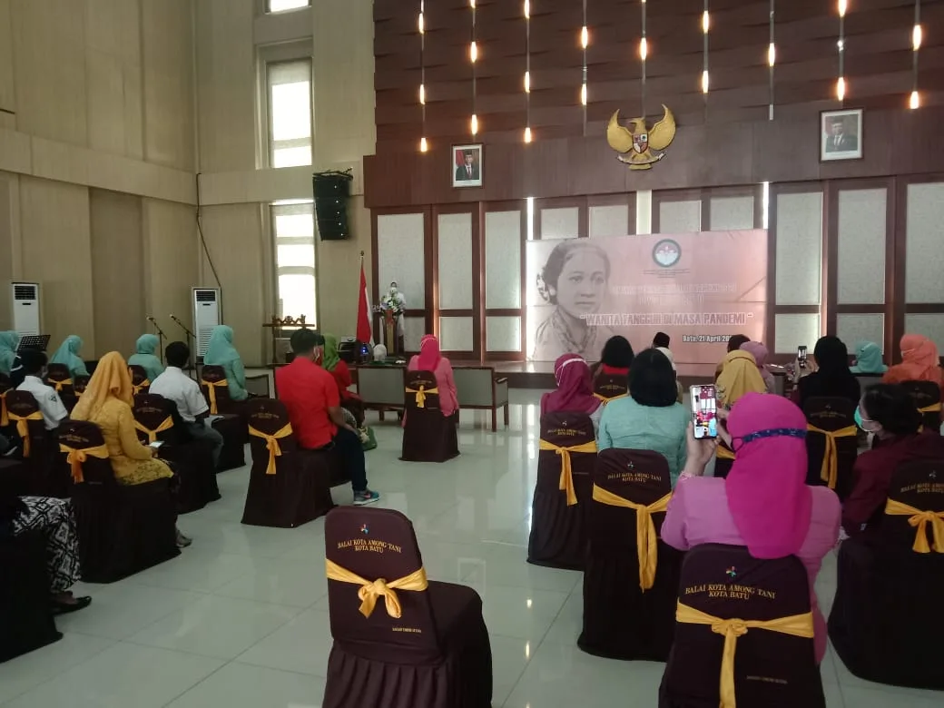 Peringati Hari Kartini, Wali Kota Batu Ajak Perempuan Bisa Mandiri