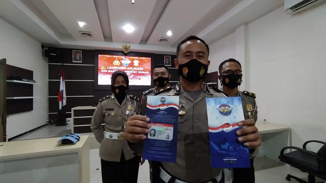 Urus Perpanjangan SIM Kini Bisa Sambil Rebahan