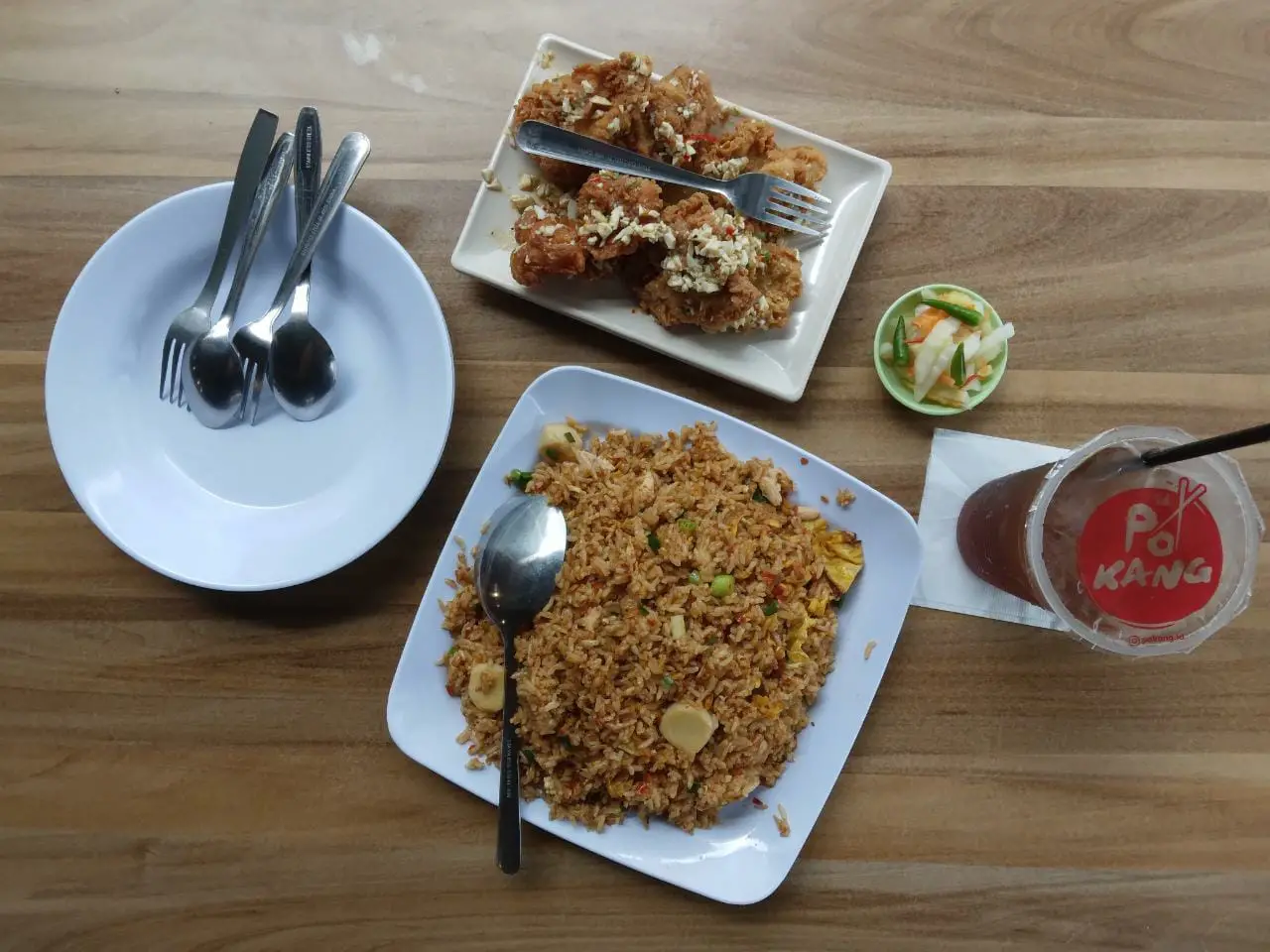 Menu di Pokang. Foto: Feni Yusnia