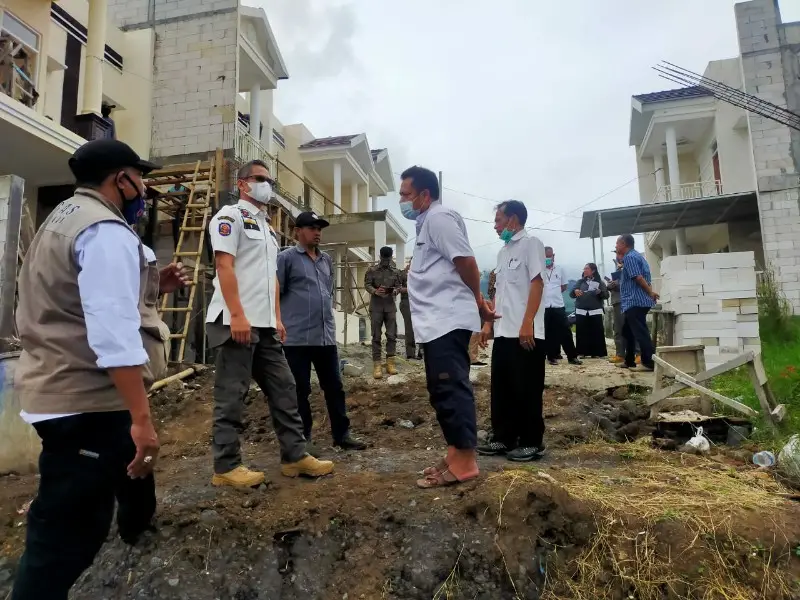 batu - Pemkot Batu Tertibkan Bangunan Ilegal