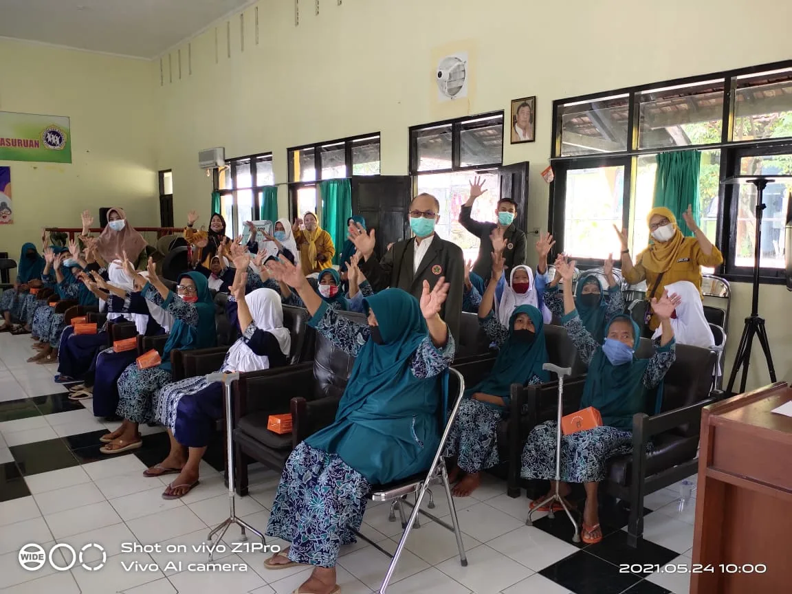 fisioterapi - Prodi S1 Fisioterapi ITSK RS Dr Soepraoen Malang Terapkan KKN Daring dan Luring di Masa Pandemi Corona