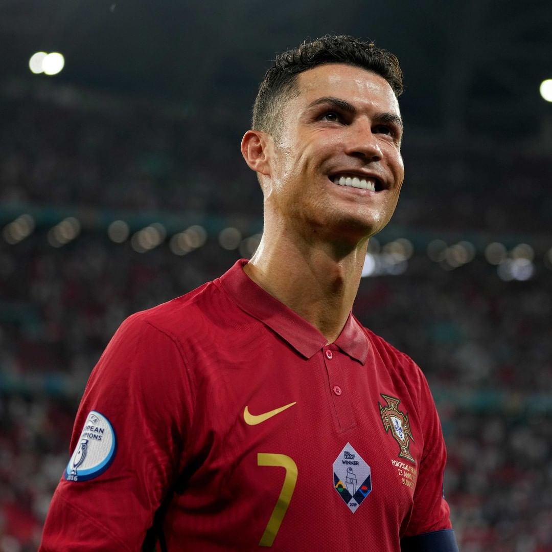 Christiano Ronaldo saat melakukan selebrasi. Foto: Instagram Euro 2020