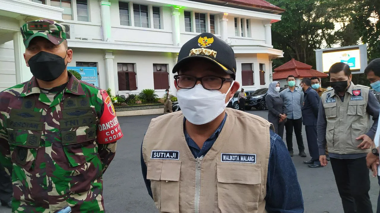 ngalam - 180.000 Genaro Ngalam Gurung Divaksin