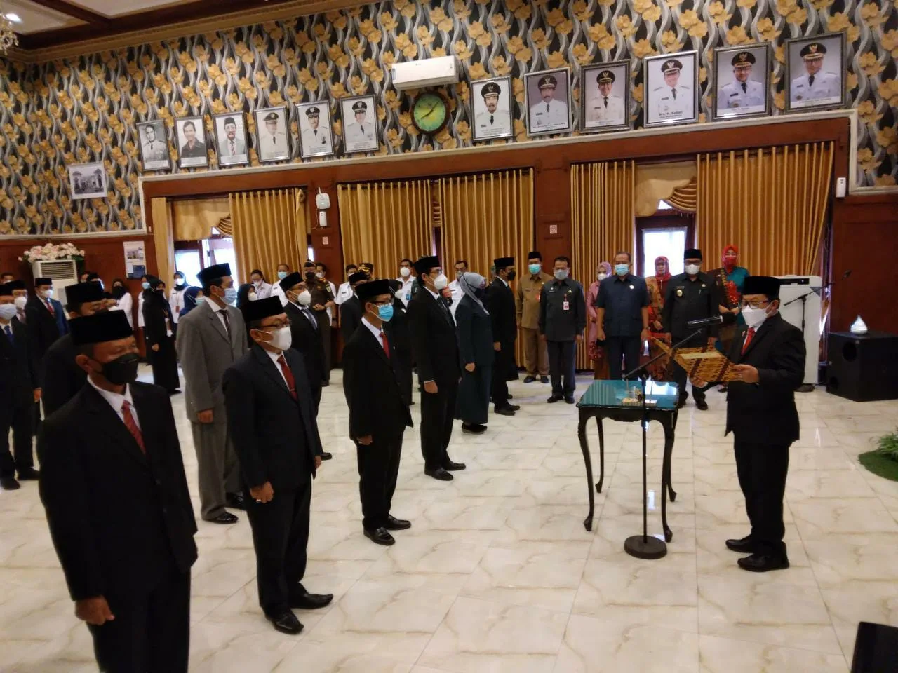 Wali Kota Malang, Sutiaji, melantik 39 pimpinan tinggi pratama, jabatan administrator dan jabatan pengawas di lingkungan Pemkot Malang. Foto: Feni Yusnia.