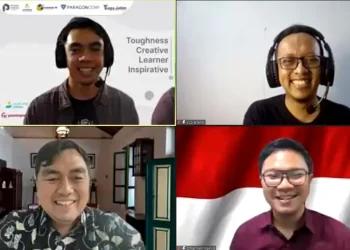 Peserta pelatihan esai komunitas Pondok Inspirasi terlihat antusias/tugu malang