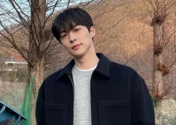 Bae In Hyuk berhasil membintangi dua drama