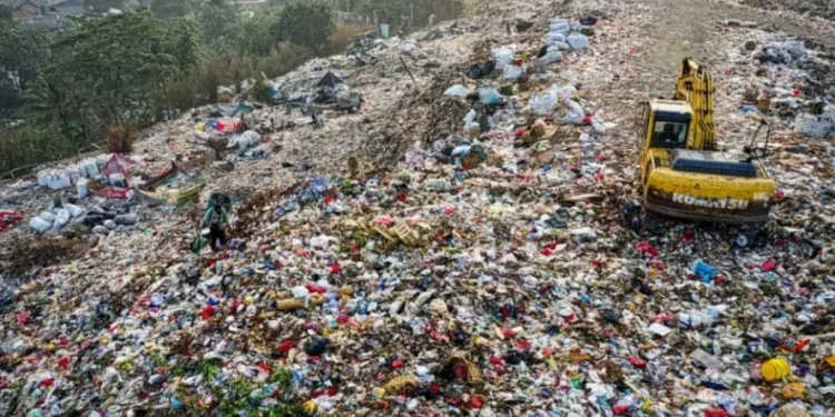 Singapura ubah sampah jadi energi listrik/tugu malang
