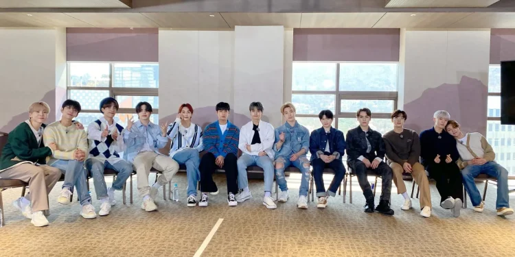 Seventeen. Foto: Twitter @pledis_17