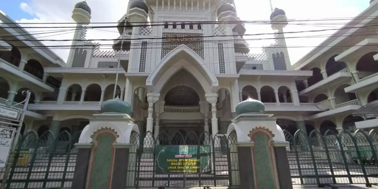 PPKM darurat - PPKM Darurat, Masjid Jami' Kota Malang Tiadakan Salat Idul Adha