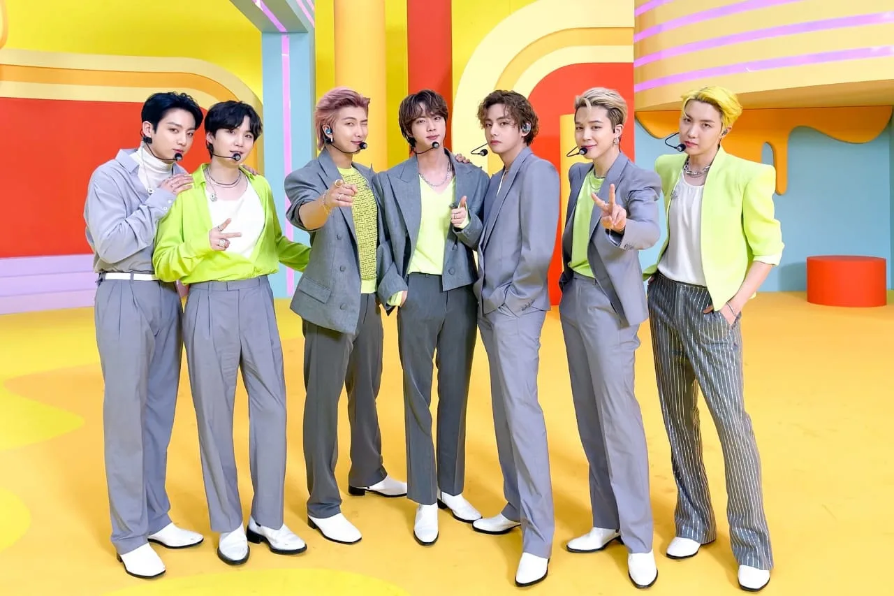 BTS Akan Ikutan Peragaan Busana Louis Vuitton di Seoul