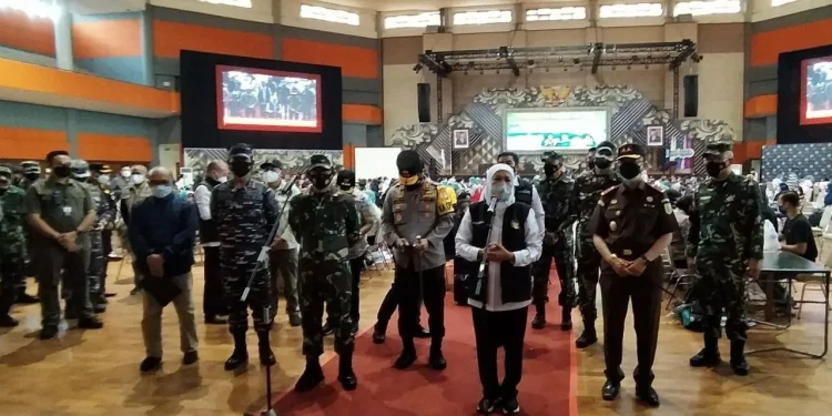 Khofifah - Khofifah Siapkan Stasiun Isi Ulang Oksigen Gratis di Malang Raya