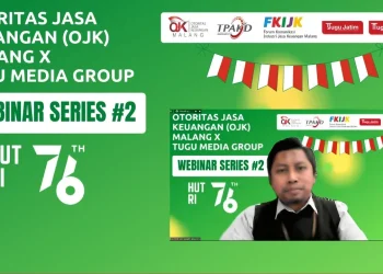 Moh. Endry Dzul Fikri, Area Manager Bank Syariah Indonesia (BSI) Malang memaparkan materinya.