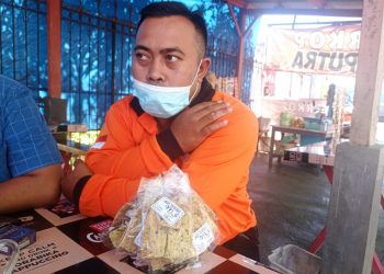 PPKM Darurat memberikan dampak pada pengusaha kerupuk tempe di Malang