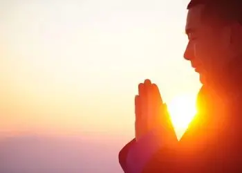 Ilustrasi: Yoga, salah satu olahraga yang dianjurkan saat PPKM