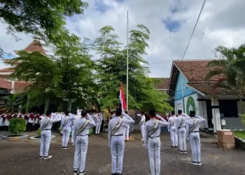 Ilustrasi puisi Apa Benar Merdeka. /tugu malang