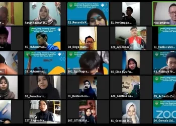 Suasana Zoom meeting yang menghadirkan Rico Juni Artanto di hari ke empat Bootcamp beasiswa pelajar juara 2021/tugu malang