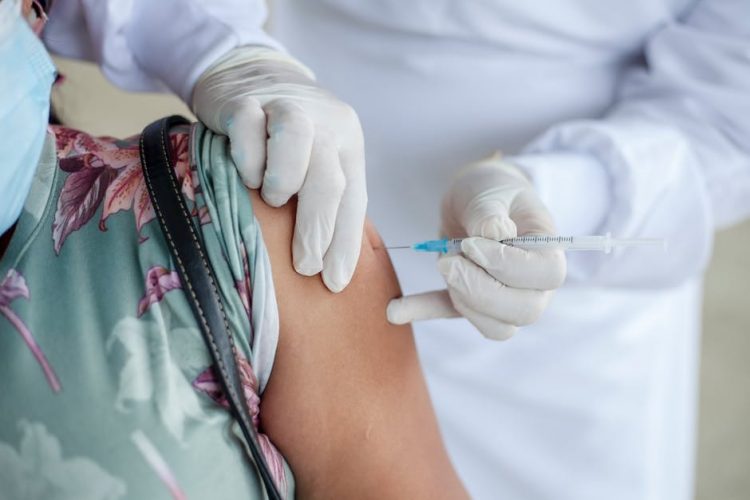 Perawat di Korea Selatan alami lumpuh setelah terima dosis vaksin AstraZaneca/ tugu malang