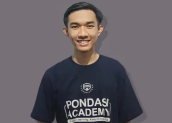 Alan Nugraha, mahasiswa Institut Pertanian Bogor (IPB)/tugu malang