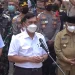 Luhut saat menyampaikan pesan di Isoter Jalan Kawi, Kota Malang