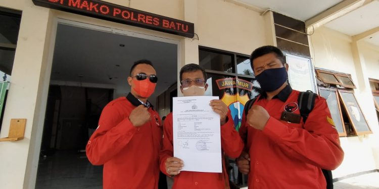 PDIP Kota Batu Laporkan kasus Baliho
