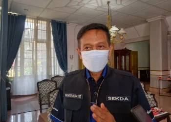 PPKM - Menko Luhut Akan Tinjau Pelaksanaan PPKM Level 4 Malang Raya