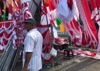 Jelang Hari Kemerdekaan RI, Pedagang Bendera Terancam Rugi