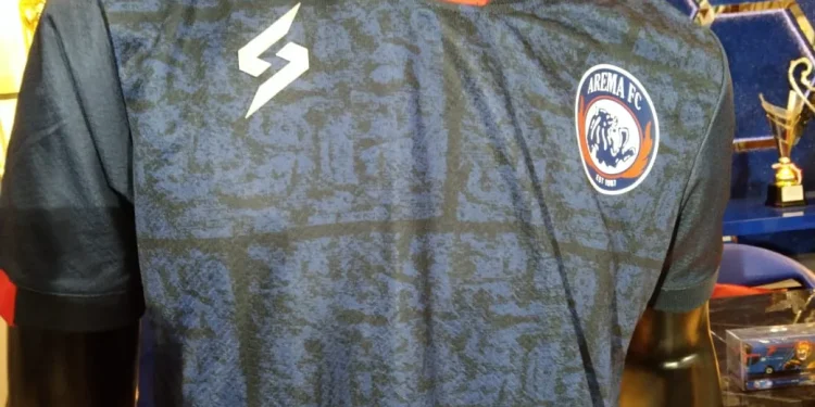 Jersei baru Arema FC. Foto: Rizal Adhi