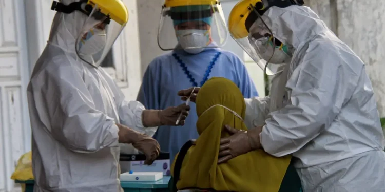 swab - Tarif Tertinggi Swab PCR Rp 495 Ribu Mulai Diterapkan di Kabupaten Malang
