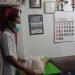 kakek - Alasan Kakek Satirun dan Nenek Tiah Tetap Berjualan Keliling: Tak Mau Bergantung pada Bantuan