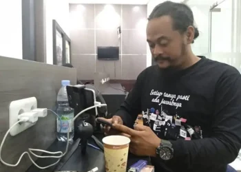 kantong - Terus Membantu Sesama, Jadilah Seperti Kantong Bolong Petruk