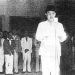 Foto Sukarno didampingi Bung Hatta membacakan teks proklamasi pada tanggal 17 Agustus 1945/tugu malang