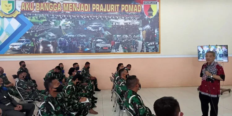 Dr. Aqua Dwipayana sharing komunikasi di DENPOM V/3 Malang, Senin (30/8).