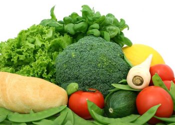 Beberapa jenis sayur yang bisa dikonsumsi saat diet, sayur terutama brokoli memiliki kandungan protein yang tinggi dan cocok sebagai makanan saat diet/tugu malang